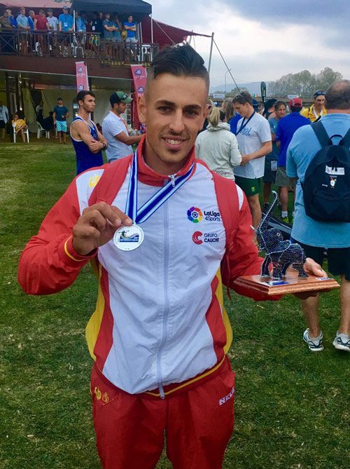 Manu Garrido - Sudáfrica 2017 Con la medalla de plata.